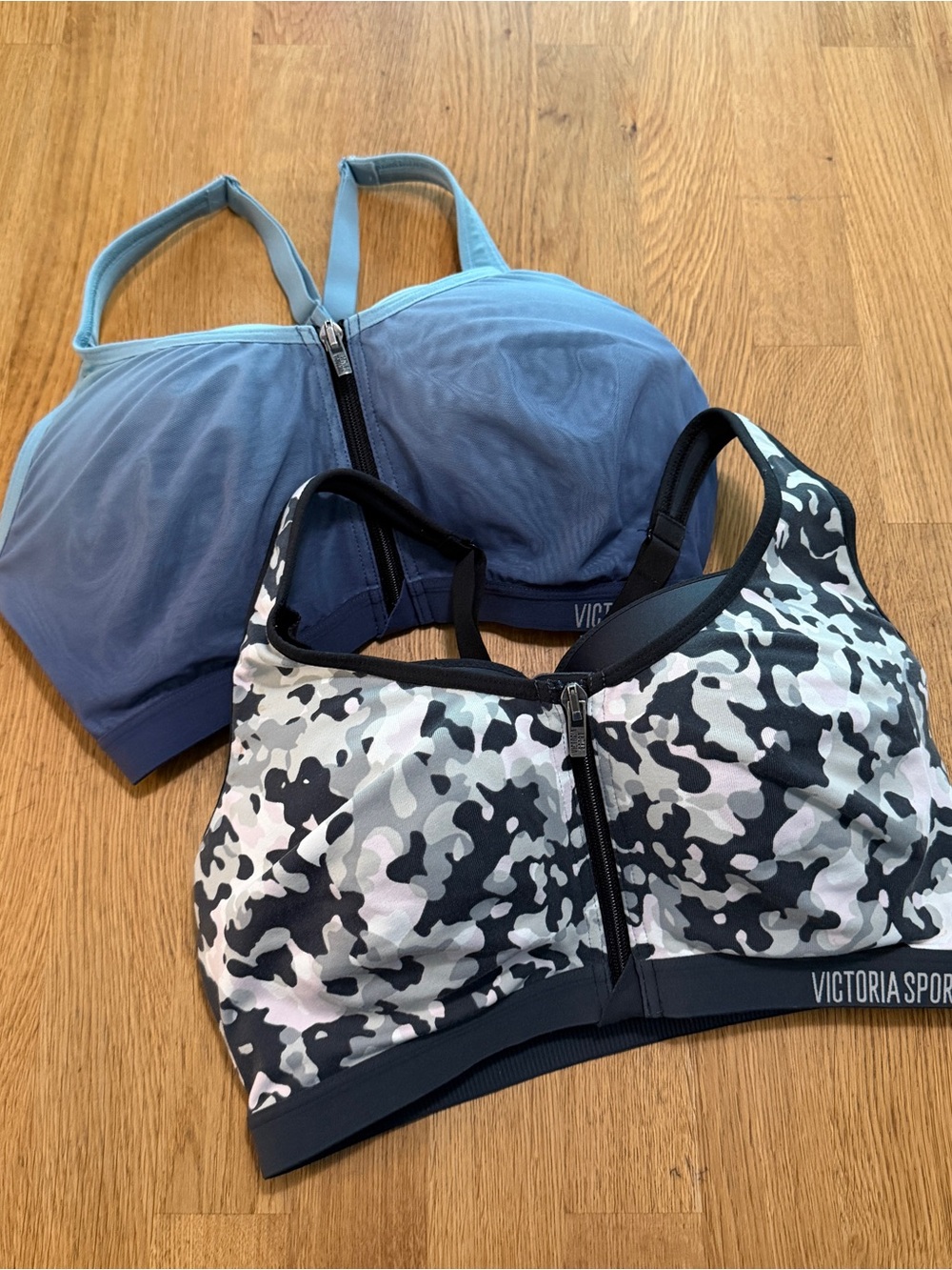 Victoria's Secret Sport 32DDD Knockout Sports Bras Lot of 2
